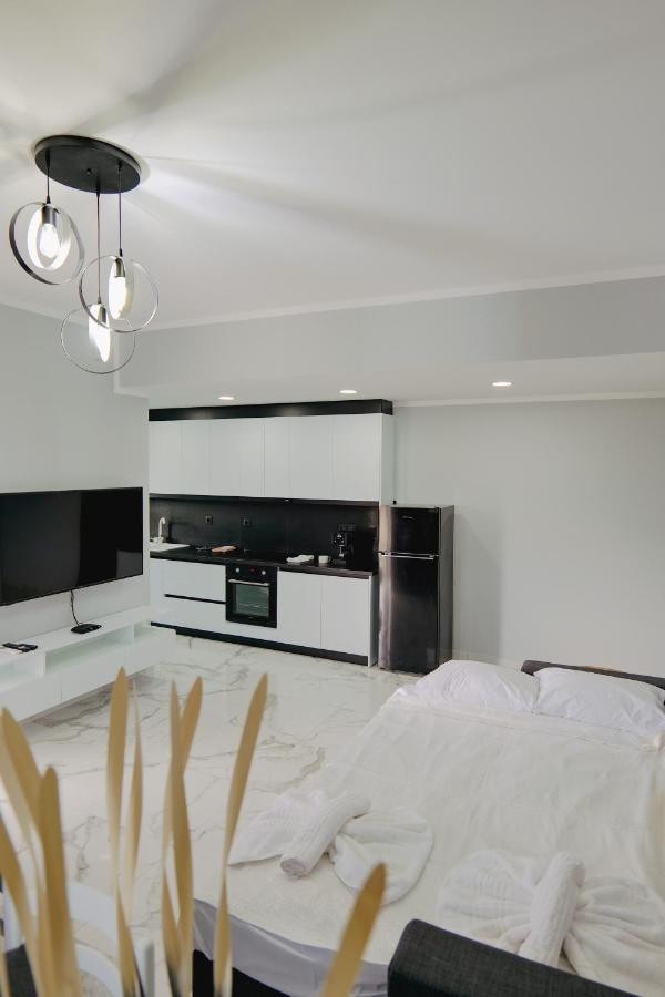 Appartement Iphigenia Luxury Flat à Saranda Extérieur photo