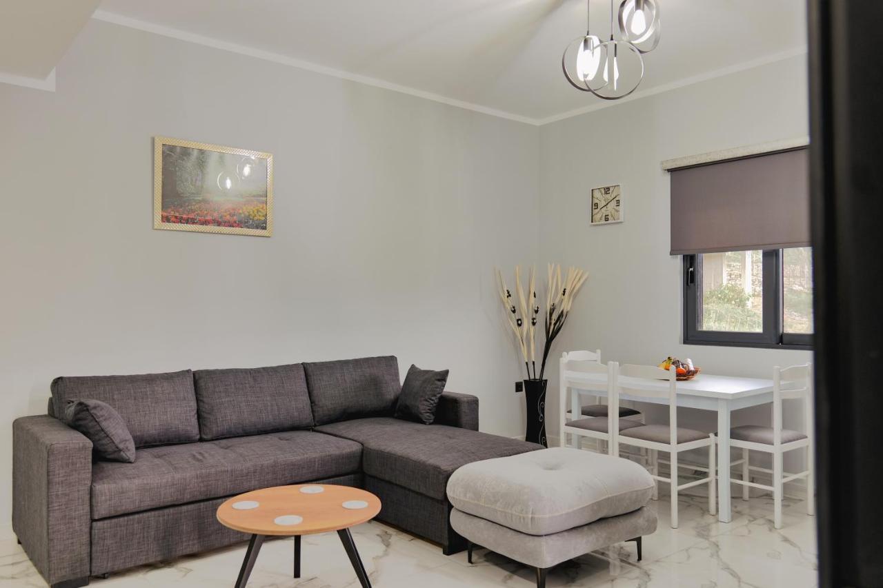 Appartement Iphigenia Luxury Flat à Saranda Extérieur photo